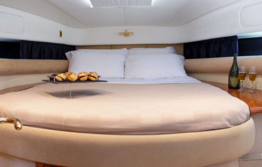 4-Hour Private Sunset Cruise to Marathonisi Island — M/Y Catalina