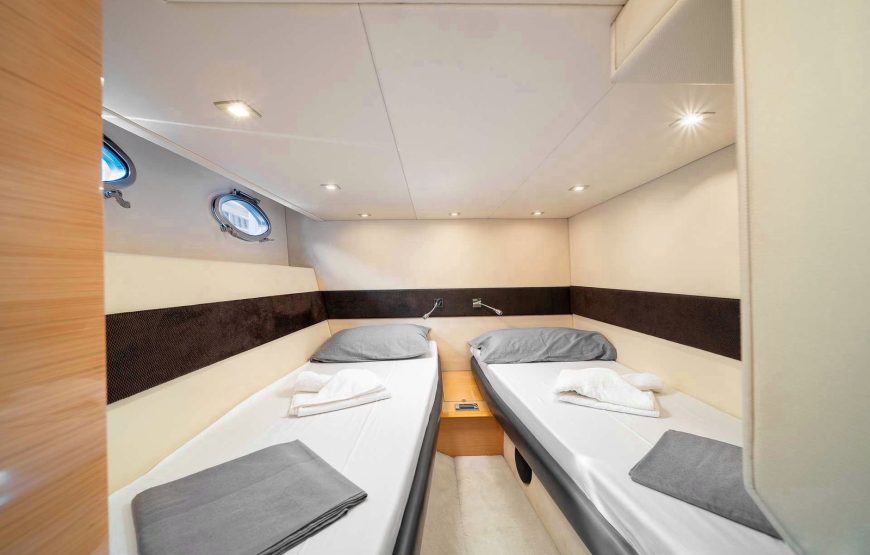 6-Hour Private Sunset Cruise to the Marathonisi Island and the Keri Caves — M/Y Luna