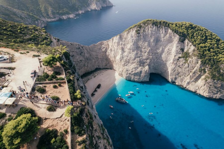 Island Tour — Groves, Farms, Lunch & the Shipwreck View