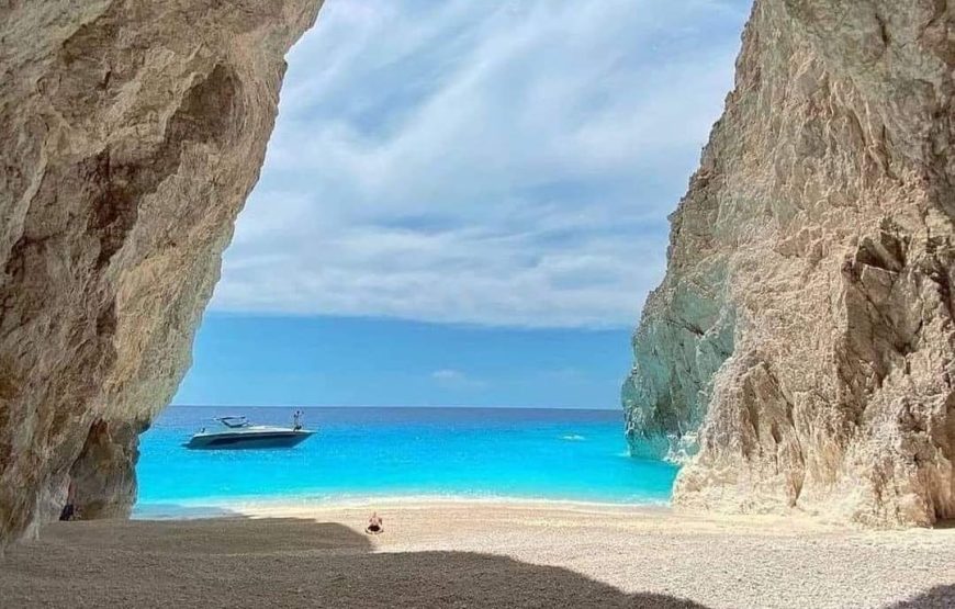 The Most Romantic Cave in Zakynthos — A SUP & Snorkelling Experience